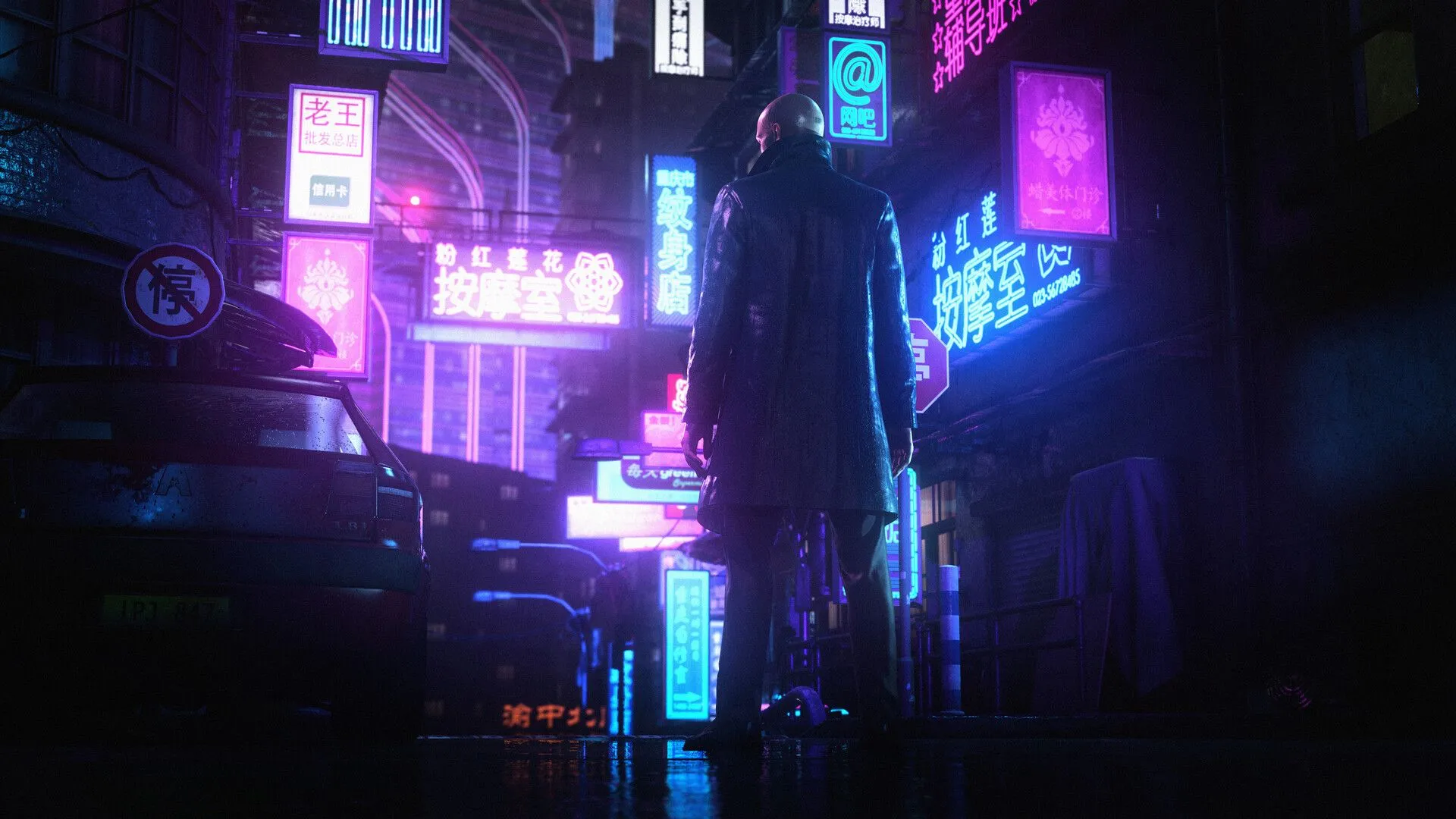 Cảnh Agent 47 ngụy trang tại một khu nghỉ dưỡng, thể hiện sự đa dạng môi trường trong Hitman