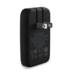 Củ sạc Satechi OntheGo 67W Slim màu đen trên nền trắng, thể hiện thiết kế mỏng gọn và hai cổng USB-C tiện lợi.