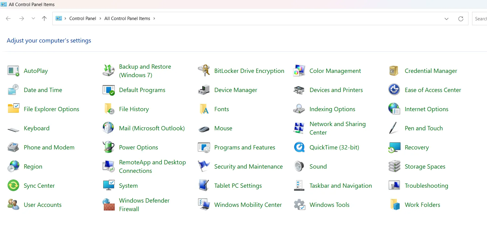 Giao diện Control Panel trên Windows 11 với các tùy chọn quản trị và cài đặt nâng cao.
