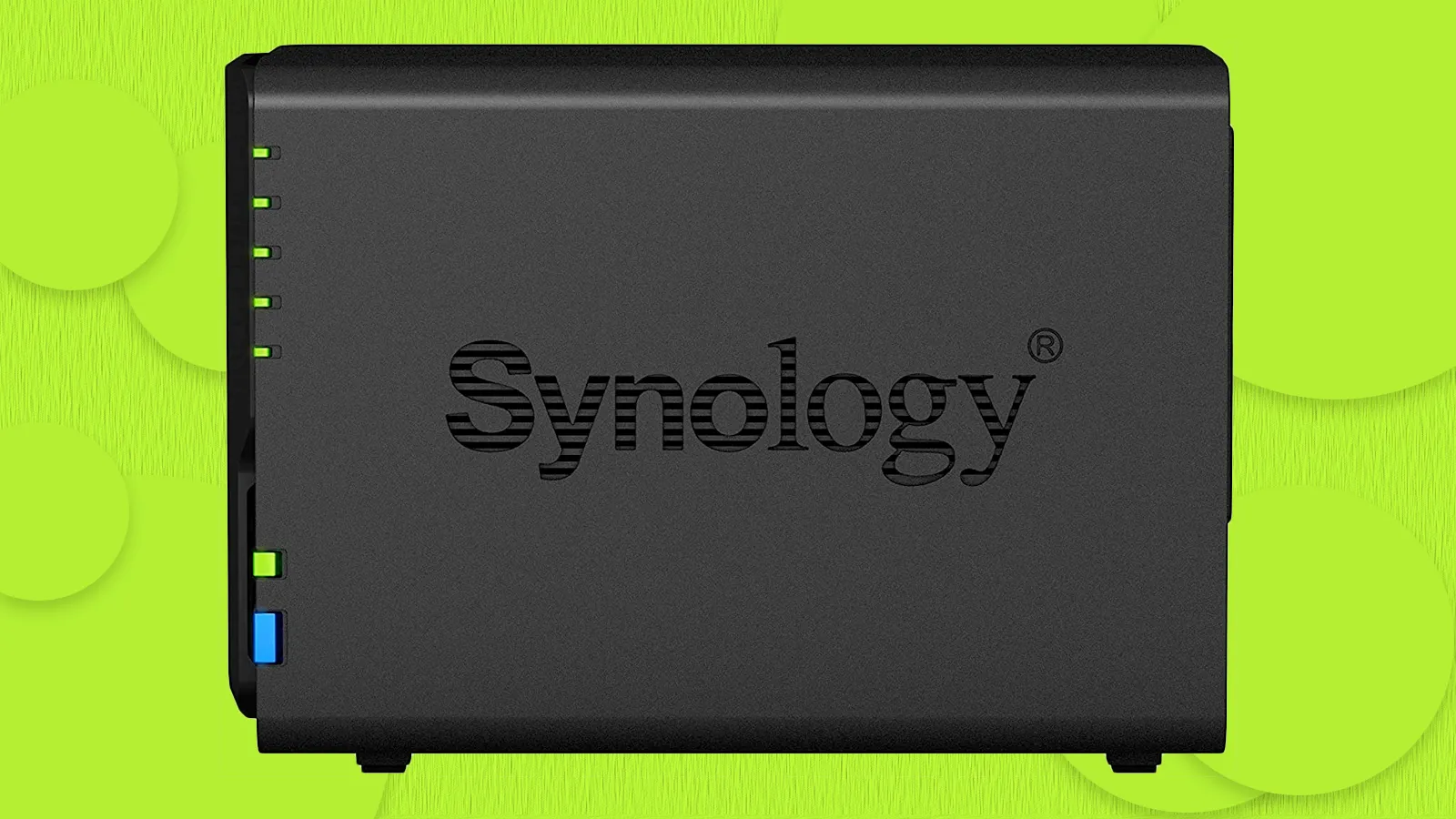 Hình ảnh minh họa thiết bị NAS Synology, đại diện cho các giải pháp lưu trữ mạng đa dạng của hãng.