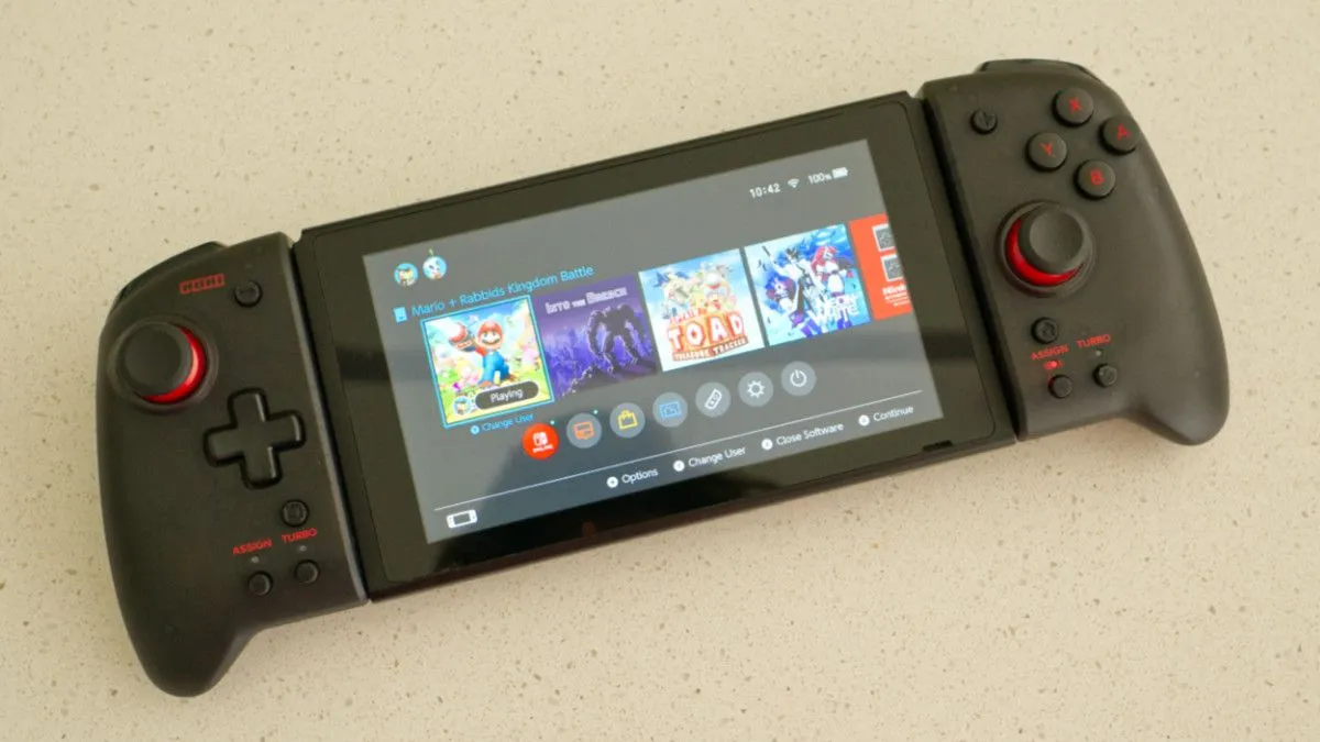 Hori Split Pad Pro cho Nintendo Switch, một phụ kiện quan trọng giúp cải thiện trải nghiệm chơi game cầm tay.