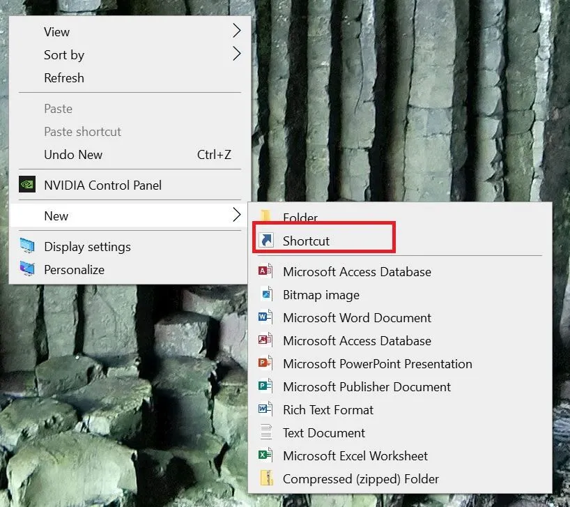Menu ngữ cảnh khi nhấp chuột phải trên màn hình nền Windows để tạo lối tắt, phục vụ chẩn đoán lỗi Windows.