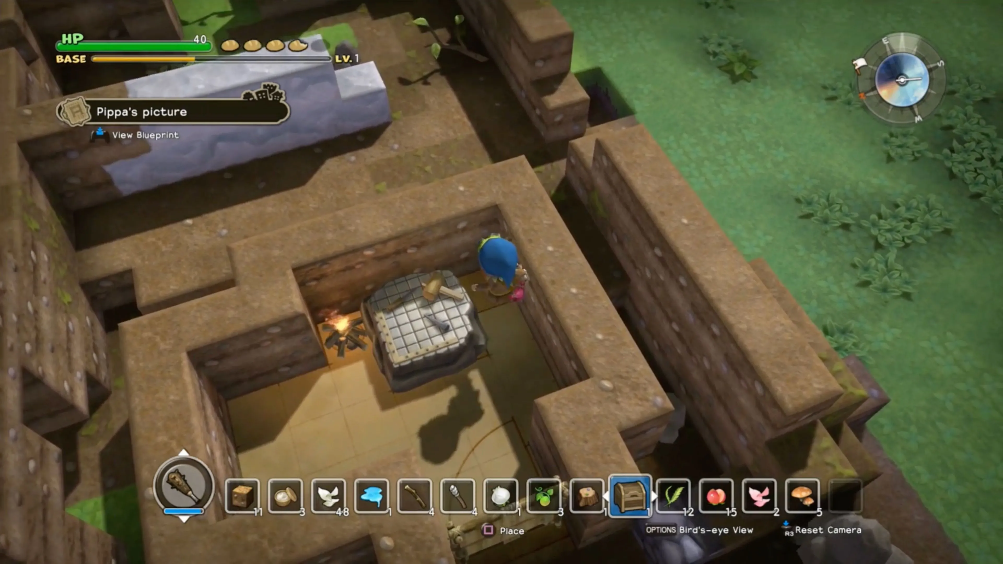 Nhân vật khám phá một khu vực mới trong Dragon Quest Builders, nổi bật môi trường và kiến trúc độc đáo.