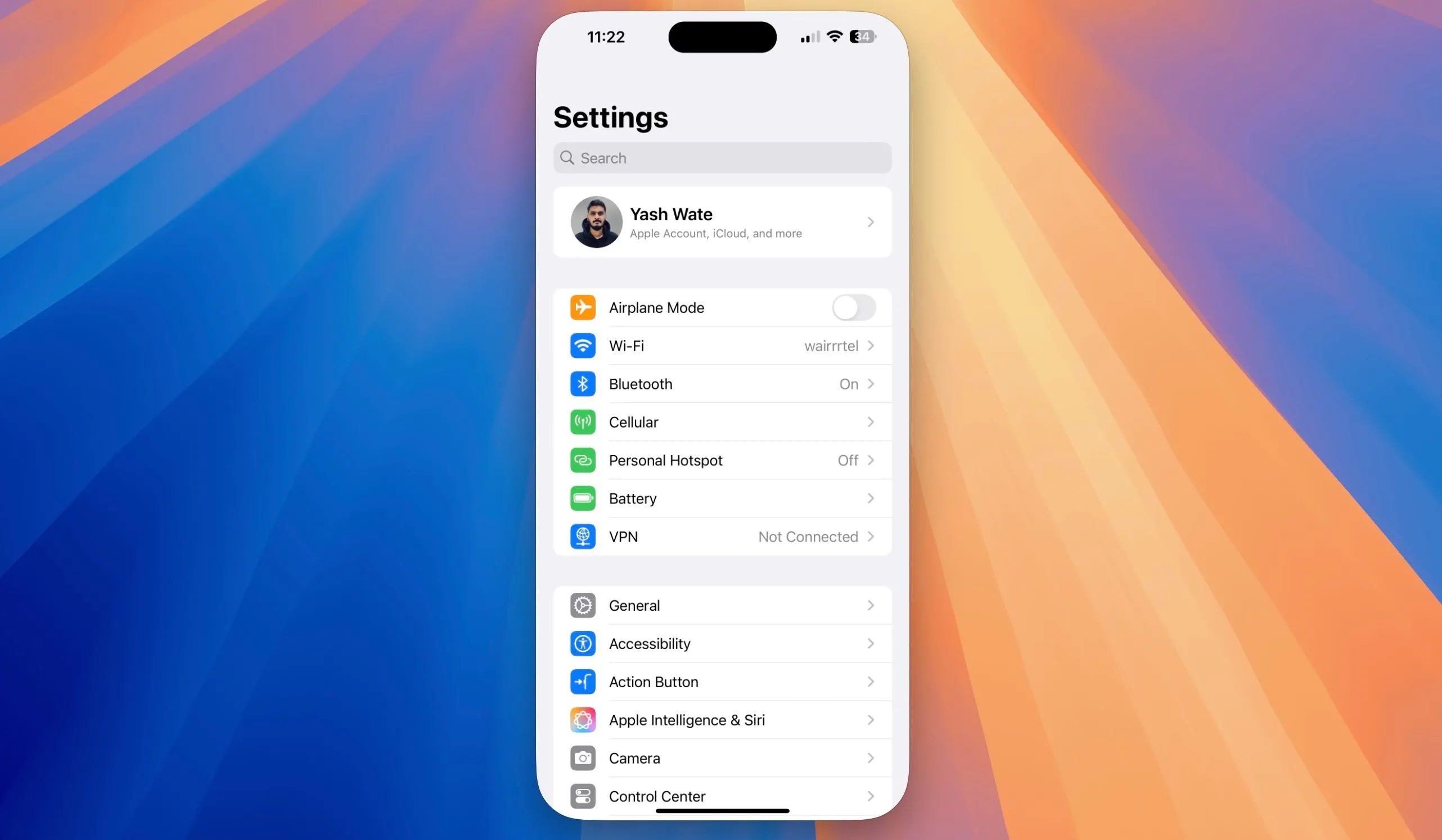 Sử dụng iPhone trên Mac thông qua tính năng iPhone Mirroring, cho phép tương tác trực tiếp với điện thoại từ máy tính.