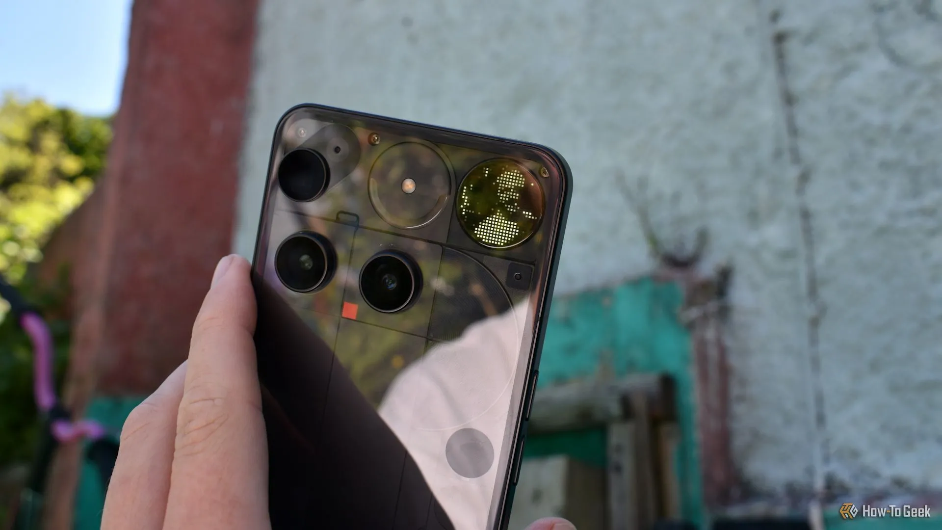 Tính năng hỗ trợ căn chỉnh selfie qua giao diện Glyph Matrix của Nothing Phone 3