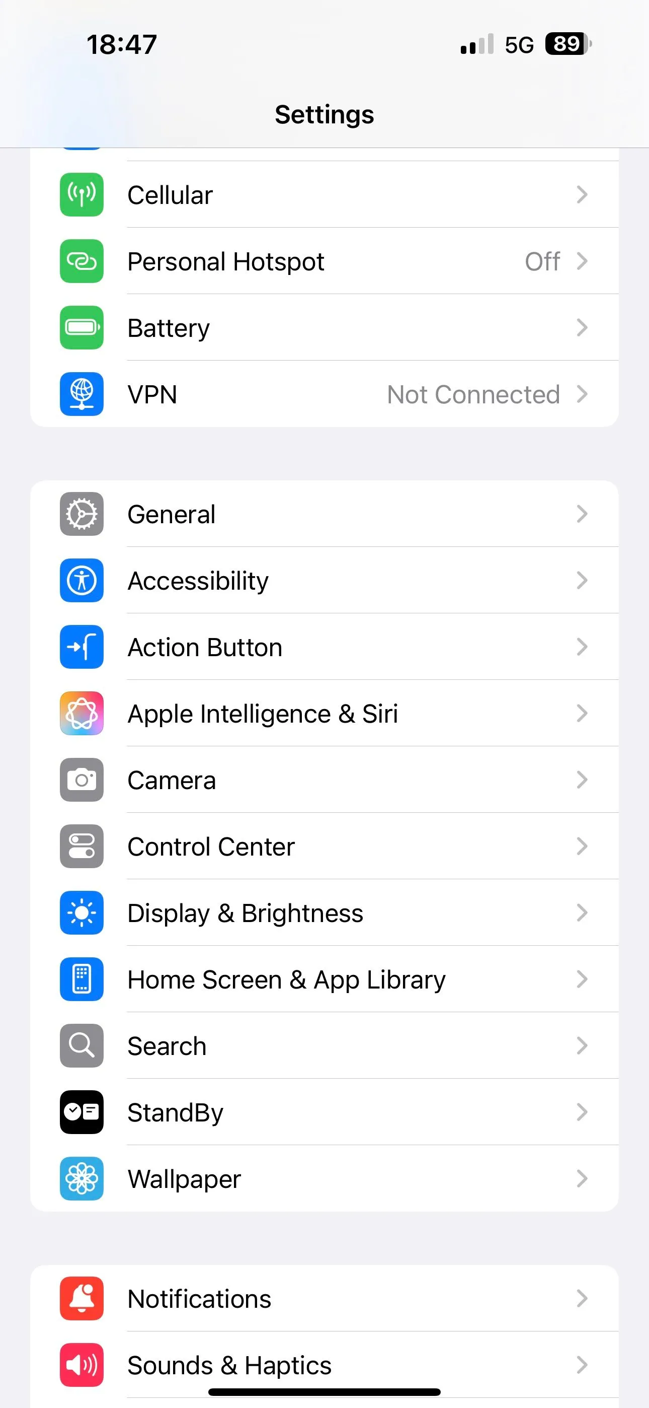 Truy cập cài đặt Màn hình &amp; Cỡ chữ trong mục Trợ năng trên iPhone