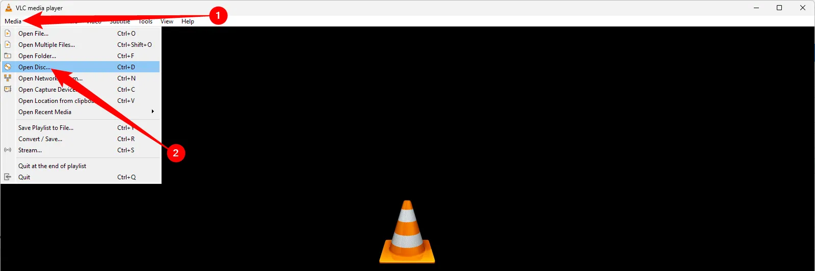 Ảnh chụp màn hình hướng dẫn click vào mục &quot;Media&quot; rồi chọn &quot;Open Disk&quot; trong VLC Media Player để phát DVD.