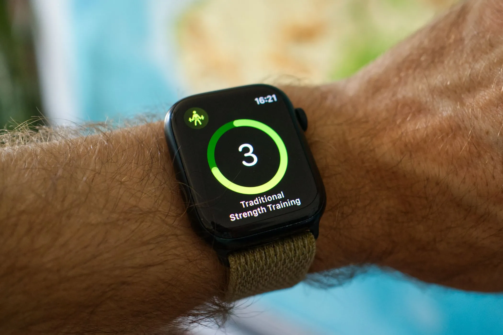Apple Watch Series 8 bắt đầu bài tập luyện sức mạnh, hình ảnh chung về Apple Watch
