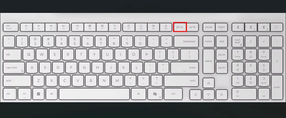 Bàn phím với phím PrtSc (Print Screen) được đánh dấu để chụp màn hình nhanh trên Ubuntu
