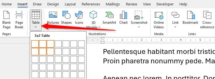 Bảng 3x2 đang được chèn vào tài liệu Microsoft Word để tạo thư viện ảnh