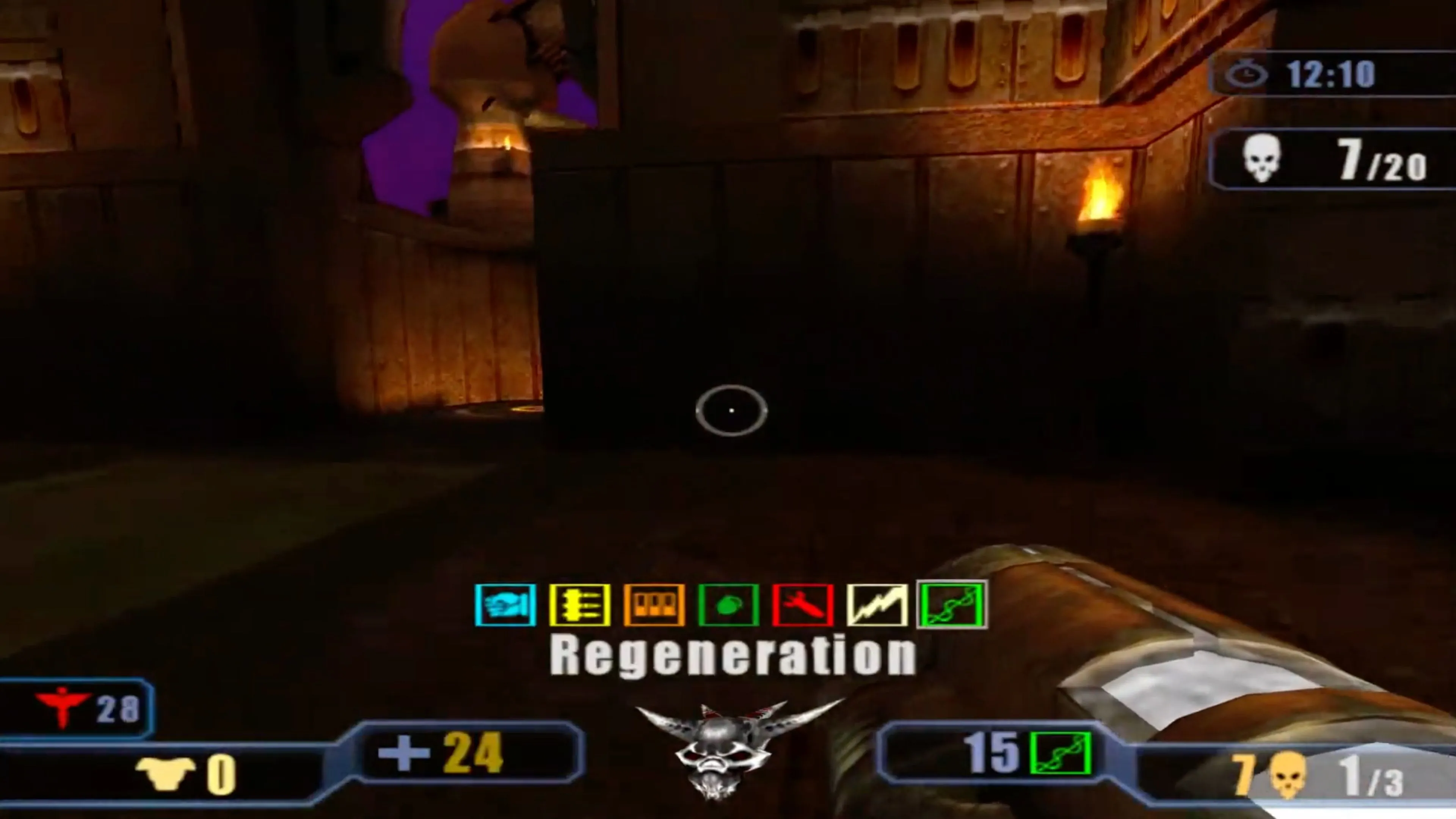 Cảnh chiến đấu cuối cùng trong Quake III Revolution, với nhiều người chơi tham gia