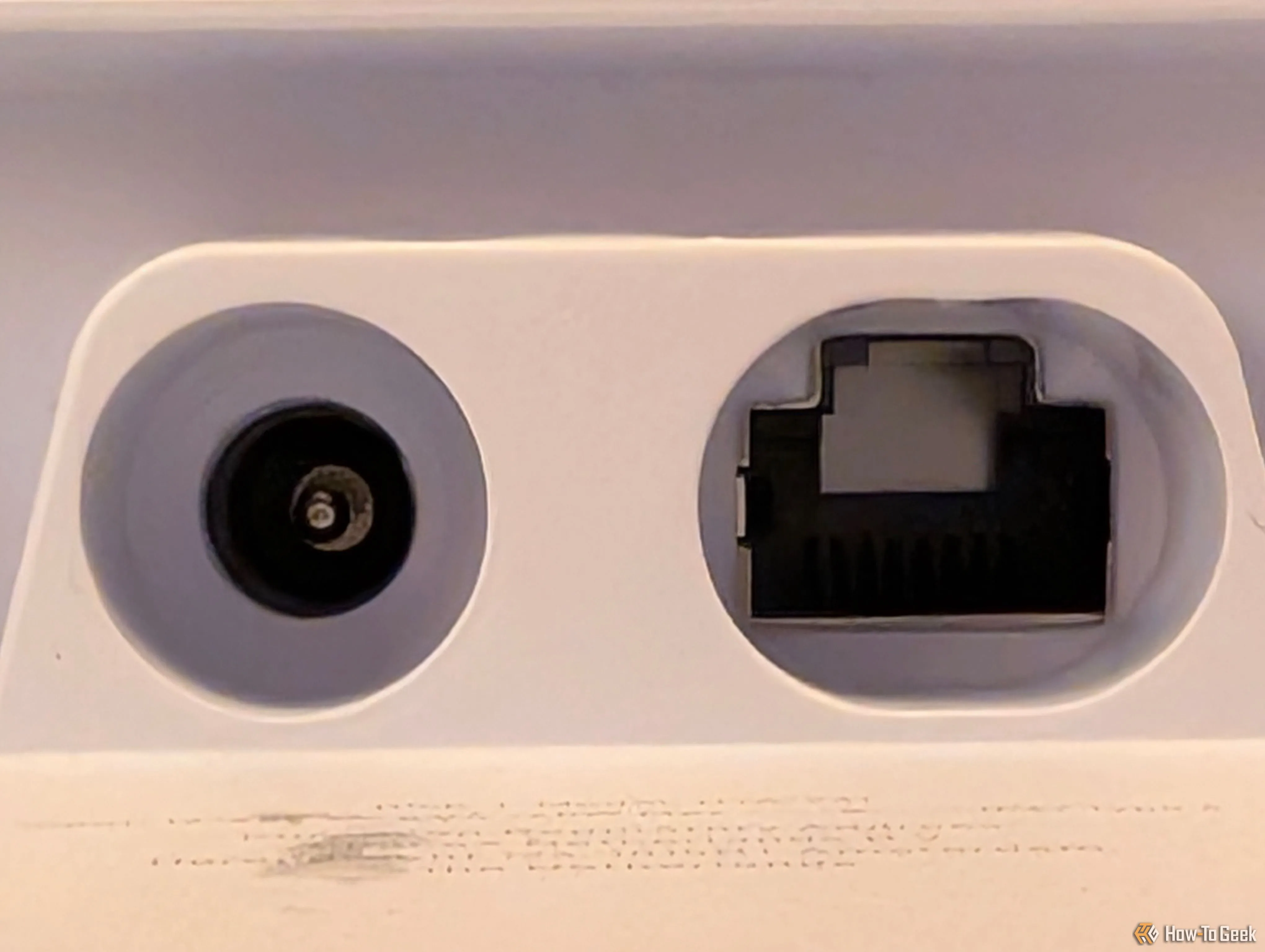 Cổng Ethernet trên thiết bị Starlink Mini