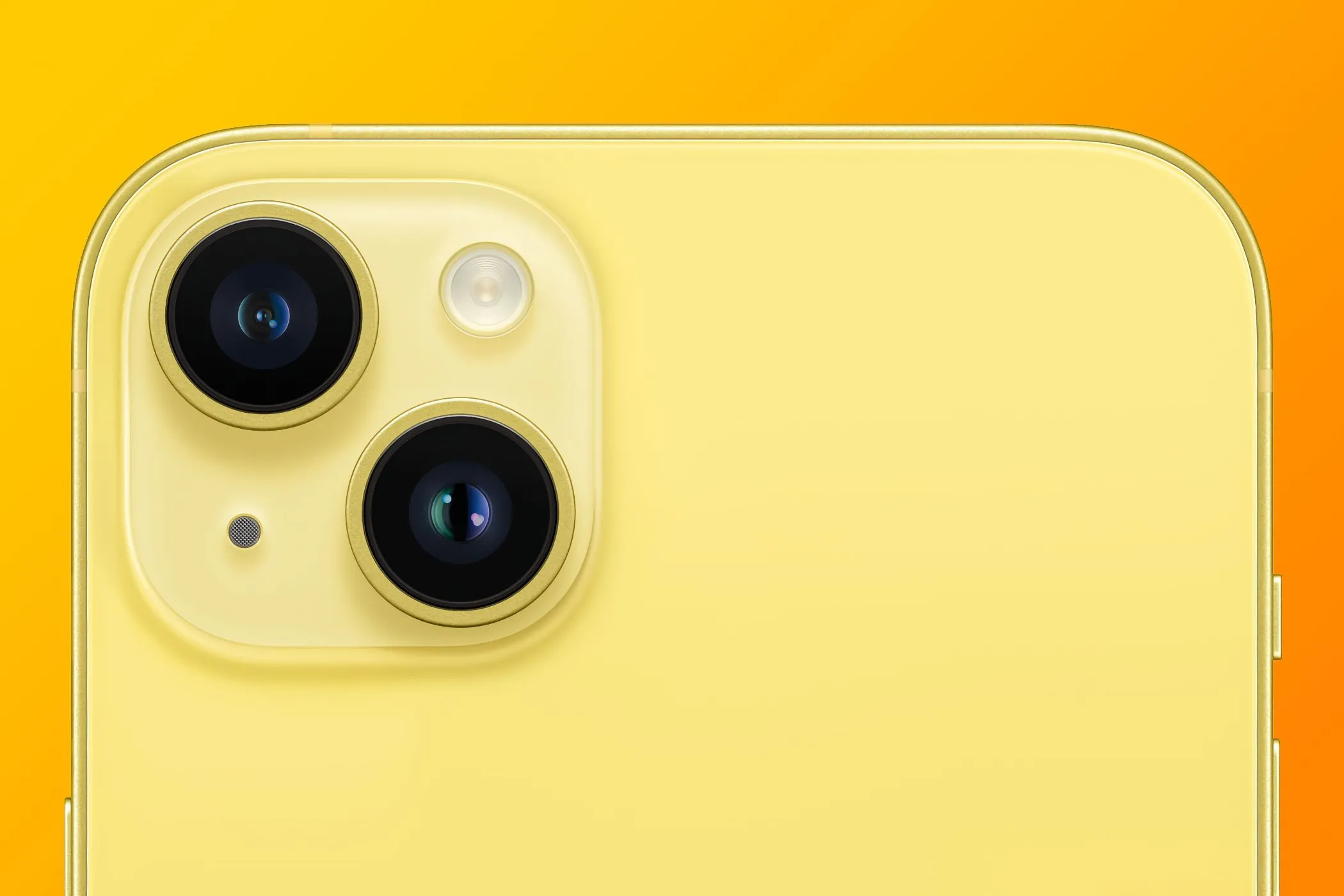 Cụm camera sau của iPhone 14 Plus màu vàng, minh họa cho việc Apple có thể ra mắt màu mới cho iPhone 16