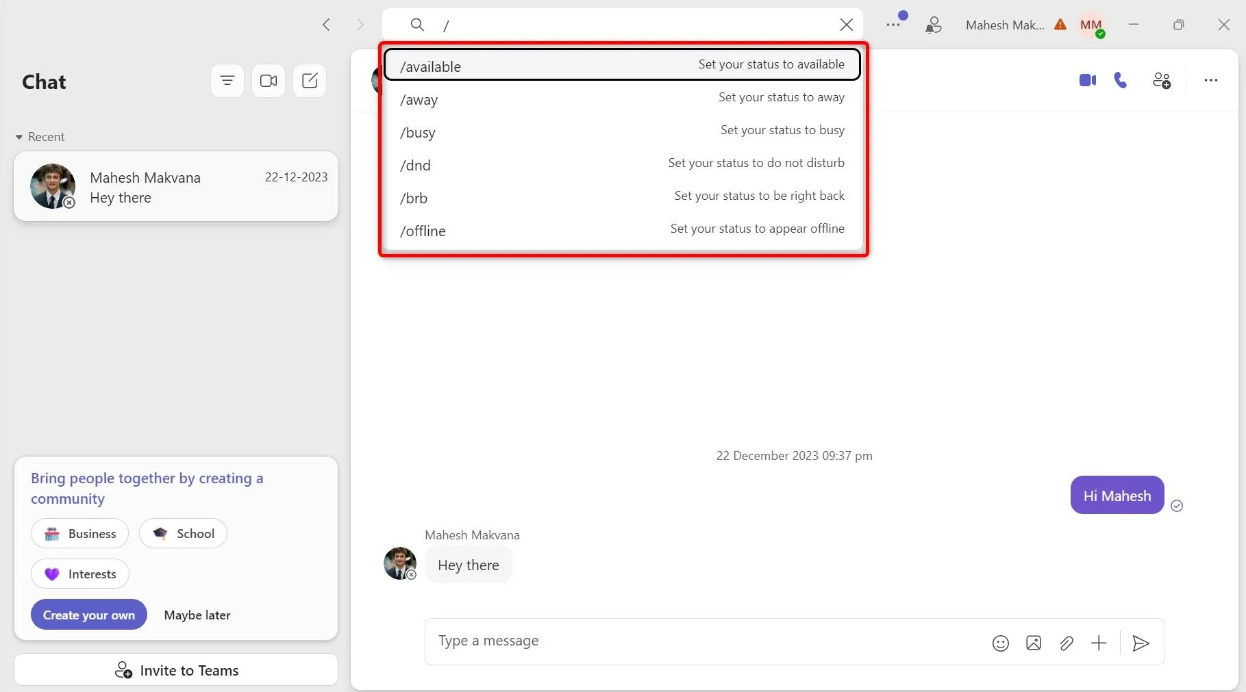 Danh sách lệnh dấu gạch chéo (slash commands) xuất hiện trong ô tìm kiếm Microsoft Teams, cho phép thực hiện hành động tức thì.