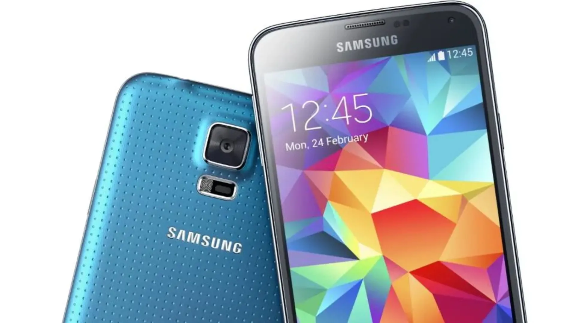 Điện thoại Samsung Galaxy S5 màu xanh lam với mặt lưng nhựa chấm bi đặc trưng, minh họa thiết kế gây tranh cãi của dòng Galaxy S.