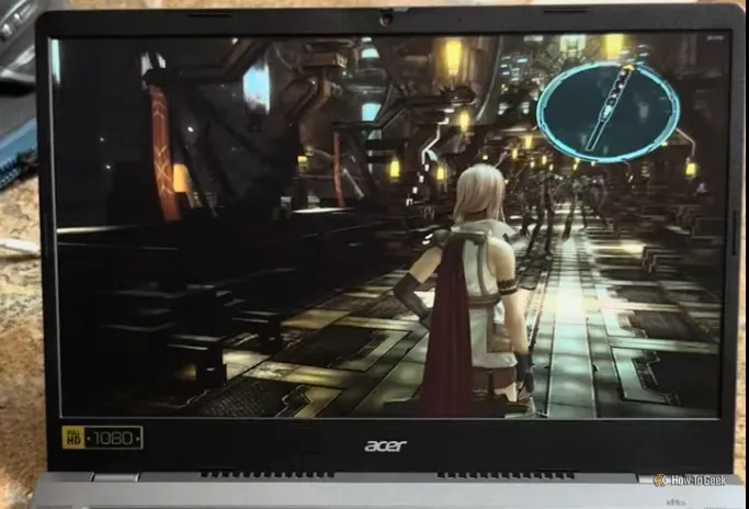 Game Final Fantasy 13 đang chạy mượt mà trên màn hình Chromebook Plus
