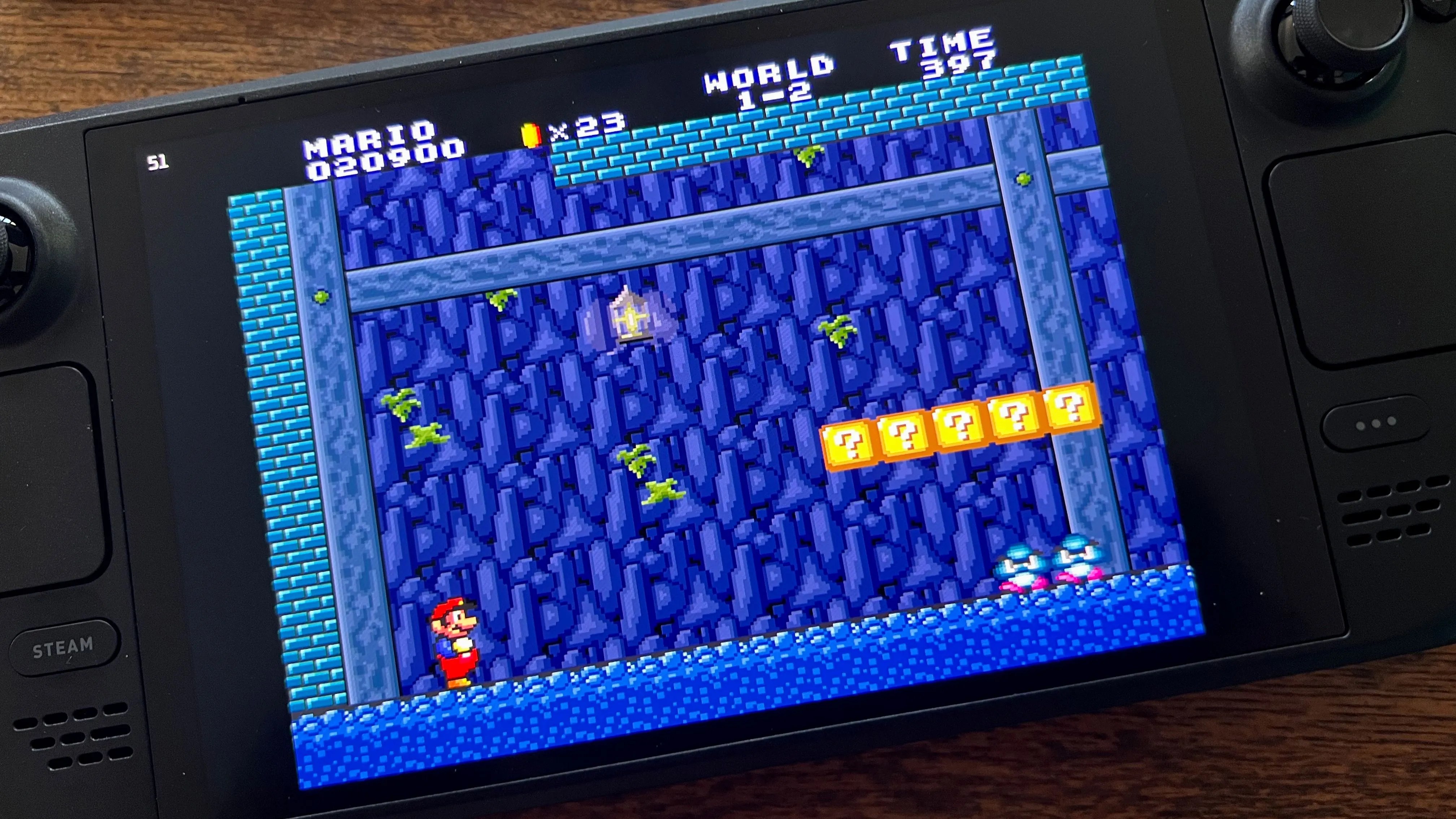 Game Super Mario All-Stars được chơi trên Steam Deck, ví dụ về game nhẹ giúp tiết kiệm pin khi du lịch