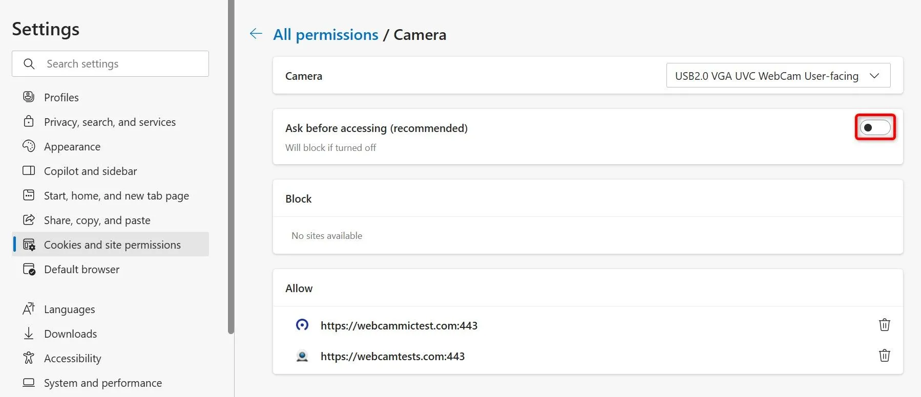 Giao diện cài đặt quyền truy cập camera trong Microsoft Edge, với nút gạt &quot;Hỏi trước khi truy cập (Khuyến nghị)&quot; bị tắt để chặn hoàn toàn quyền truy cập.