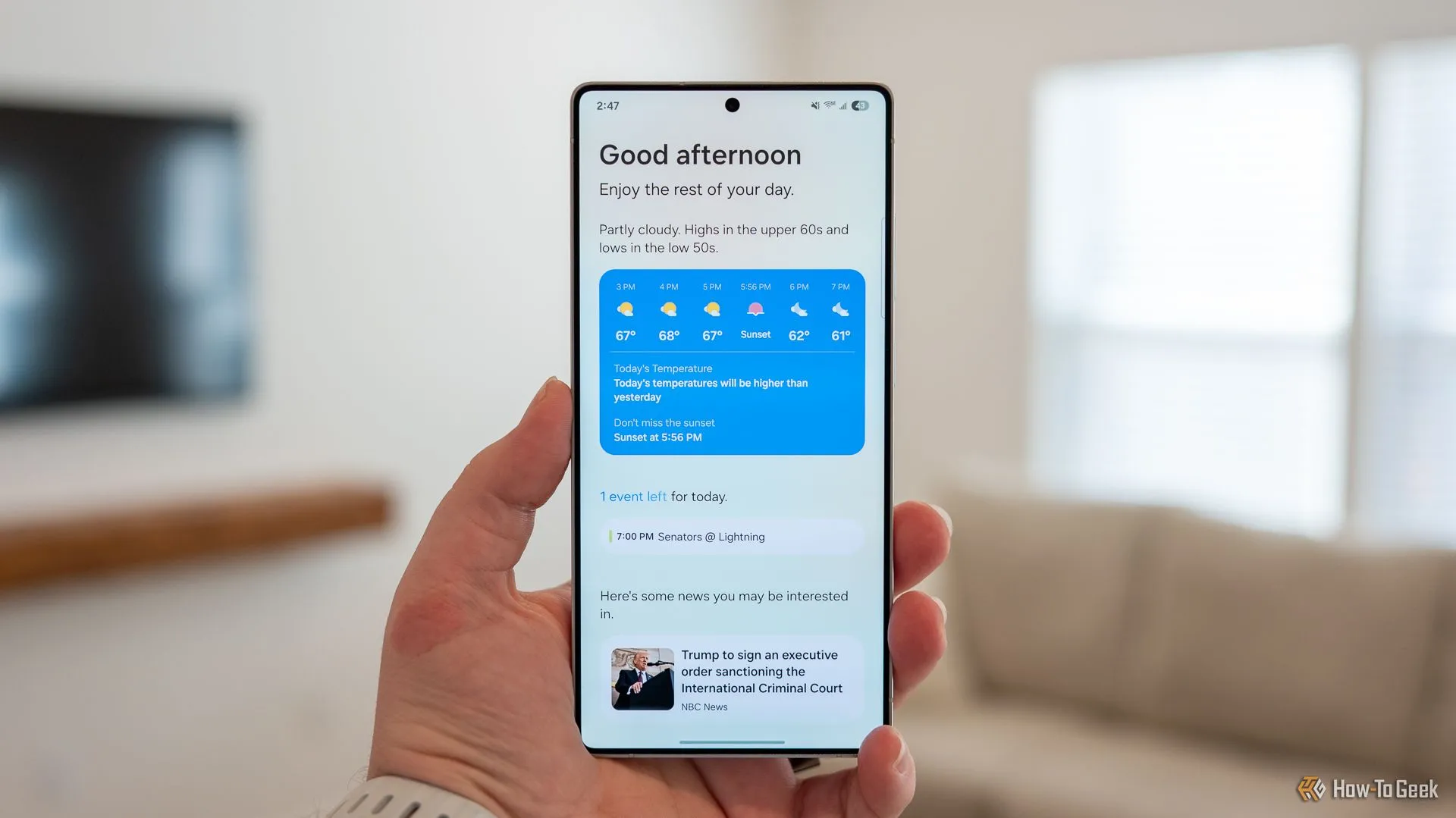 Giao diện đầy đủ của Now Brief trên Samsung Galaxy S25 Ultra, hiển thị widget thời tiết, lịch và tin tức