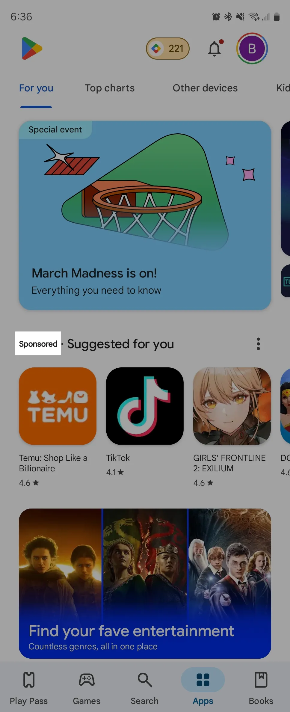 Giao diện Google Play Store hiển thị các tựa game được tài trợ dưới dạng lưới.
