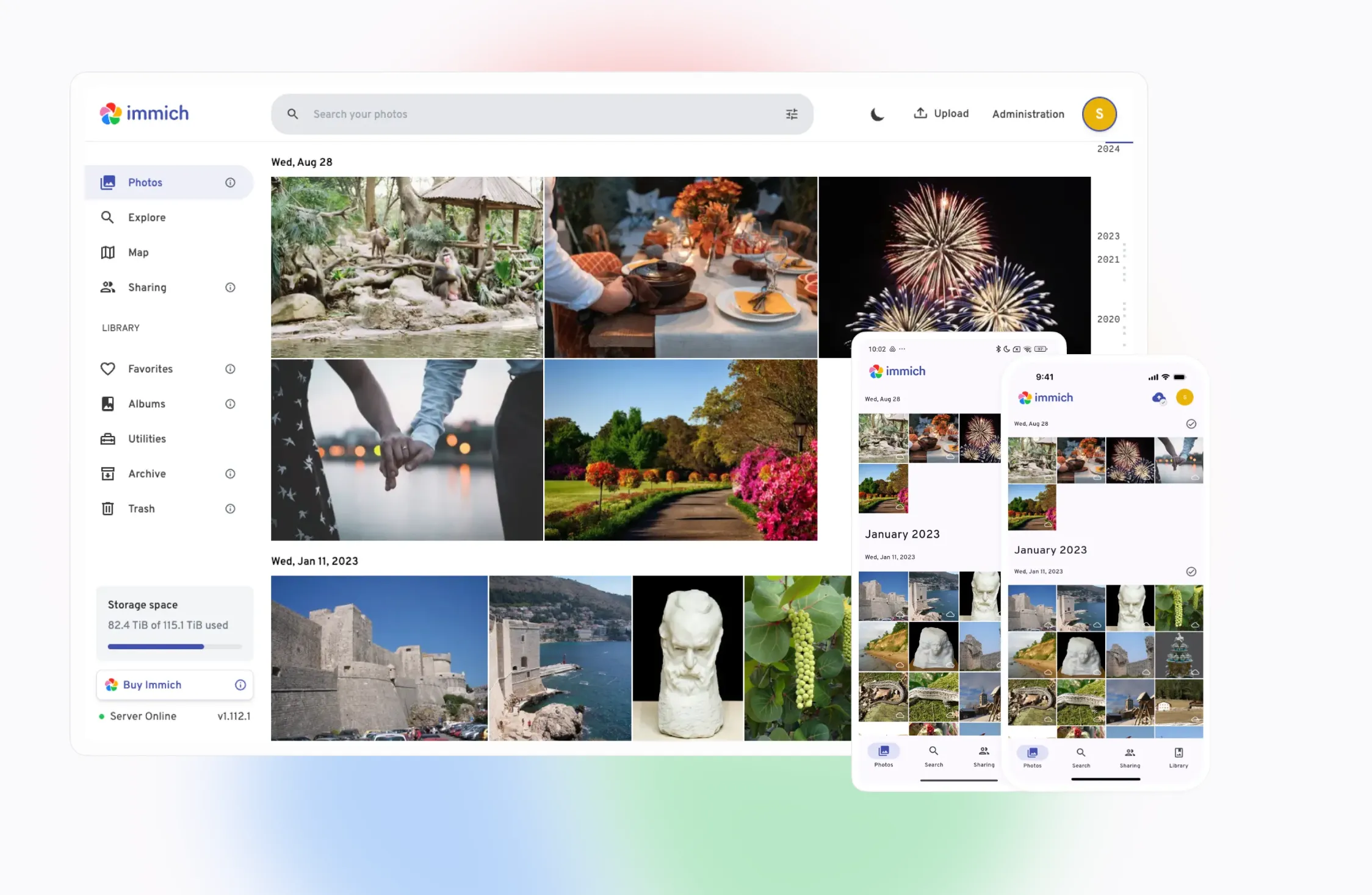 Giao diện người dùng Immich trên cả thiết bị di động và máy tính, ứng dụng tự host thay thế Google Photos.