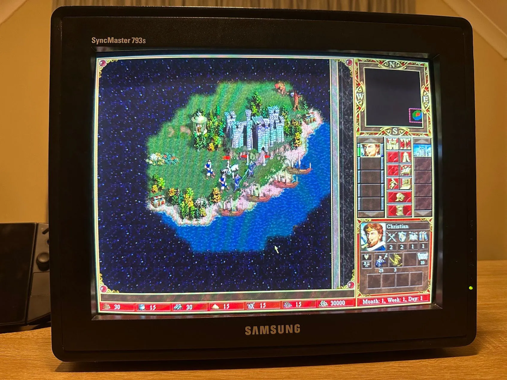 Heroes of Might and Magic III hiển thị sắc nét trên màn hình CRT, tôn vinh đồ họa 2D của game chiến thuật