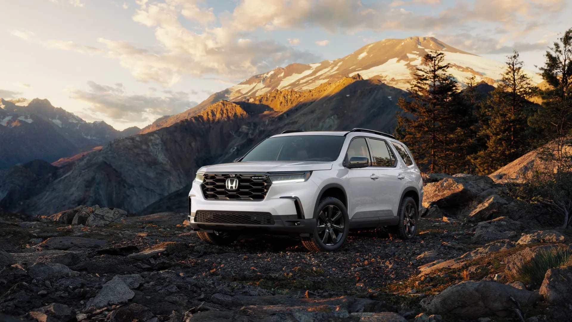 Hình ảnh chiếc Honda Pilot Black Edition 2025 màu đen