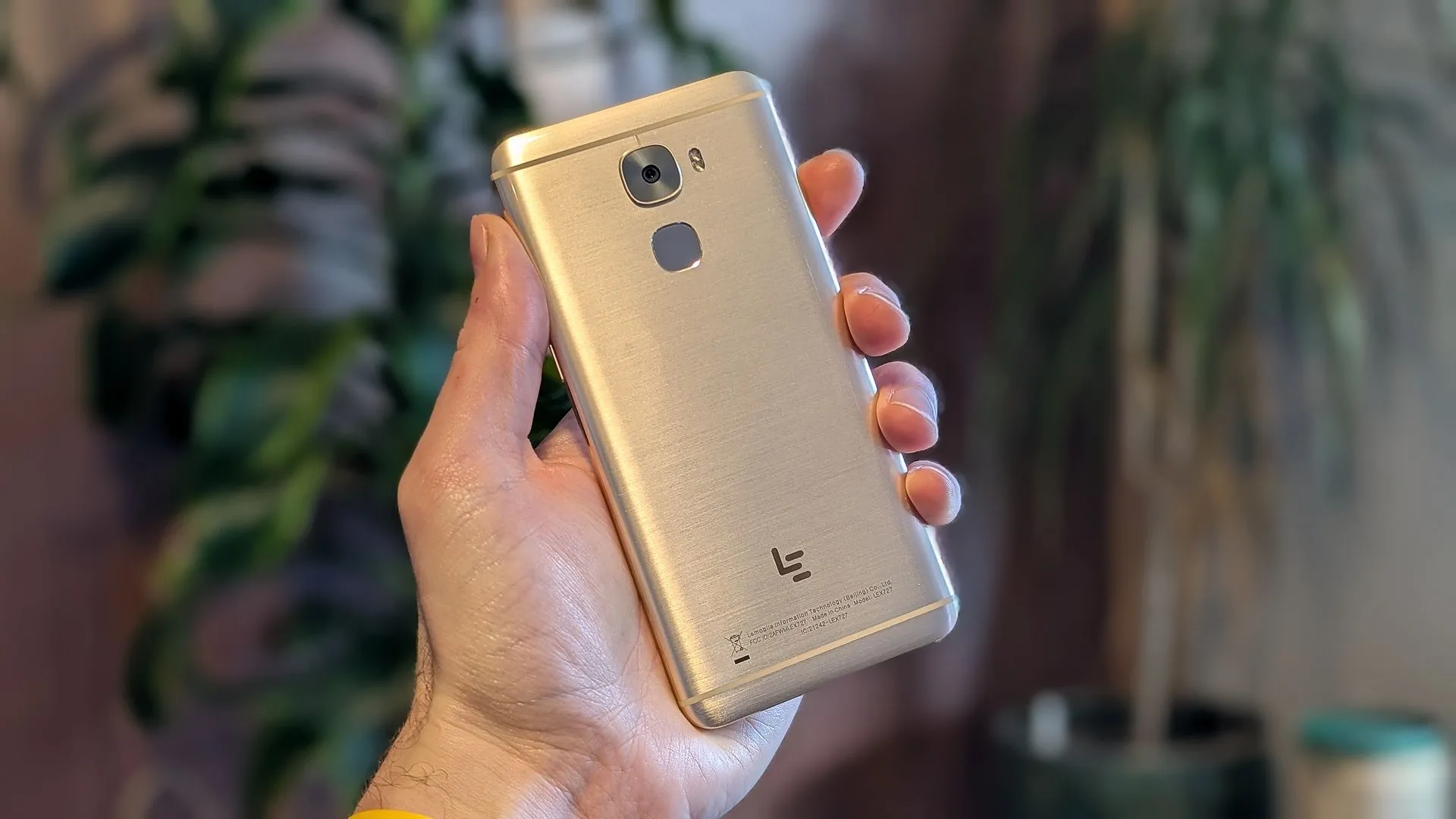 LeEco Le Pro 3, minh chứng cho việc phần mềm kém cỏi có thể phá hỏng trải nghiệm người dùng.