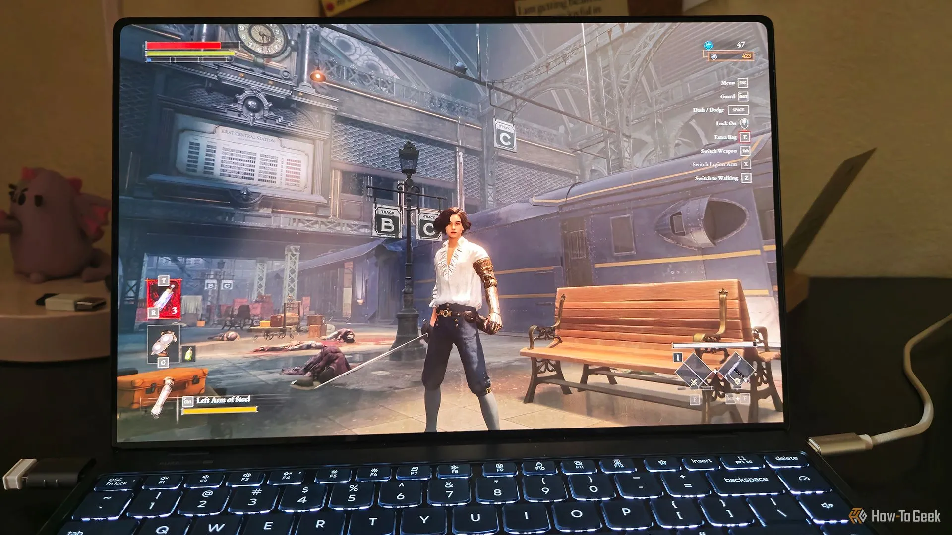 Lenovo Yoga Slim 9i Gen 10 chơi game &quot;Lies of P&quot;, cho thấy hiệu năng đồ họa Intel Arc và khả năng giải trí nhẹ nhàng.