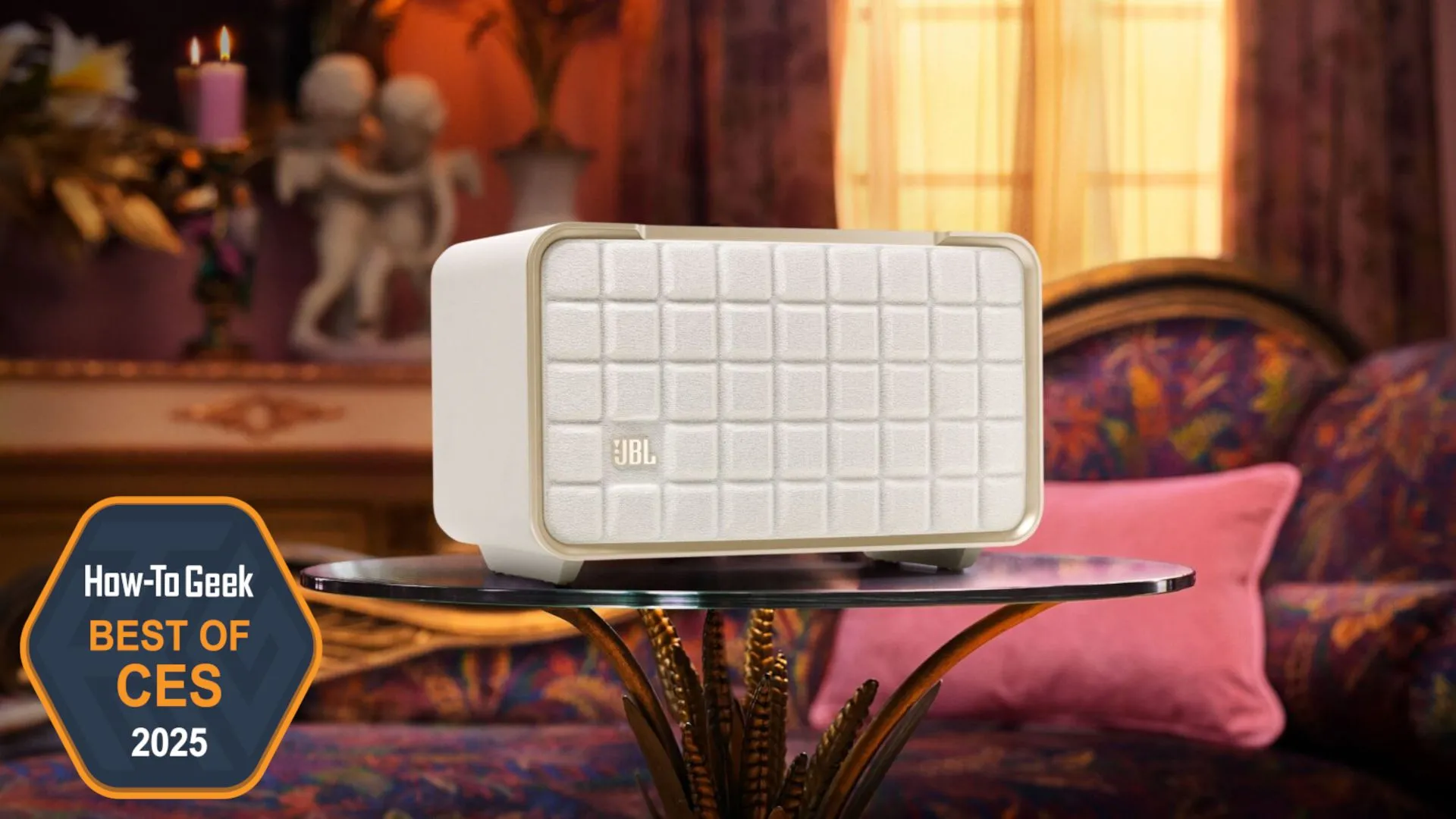 Loa JBL Authentics 200 màu trắng, với thiết kế retro độc đáo và âm thanh chất lượng cao.