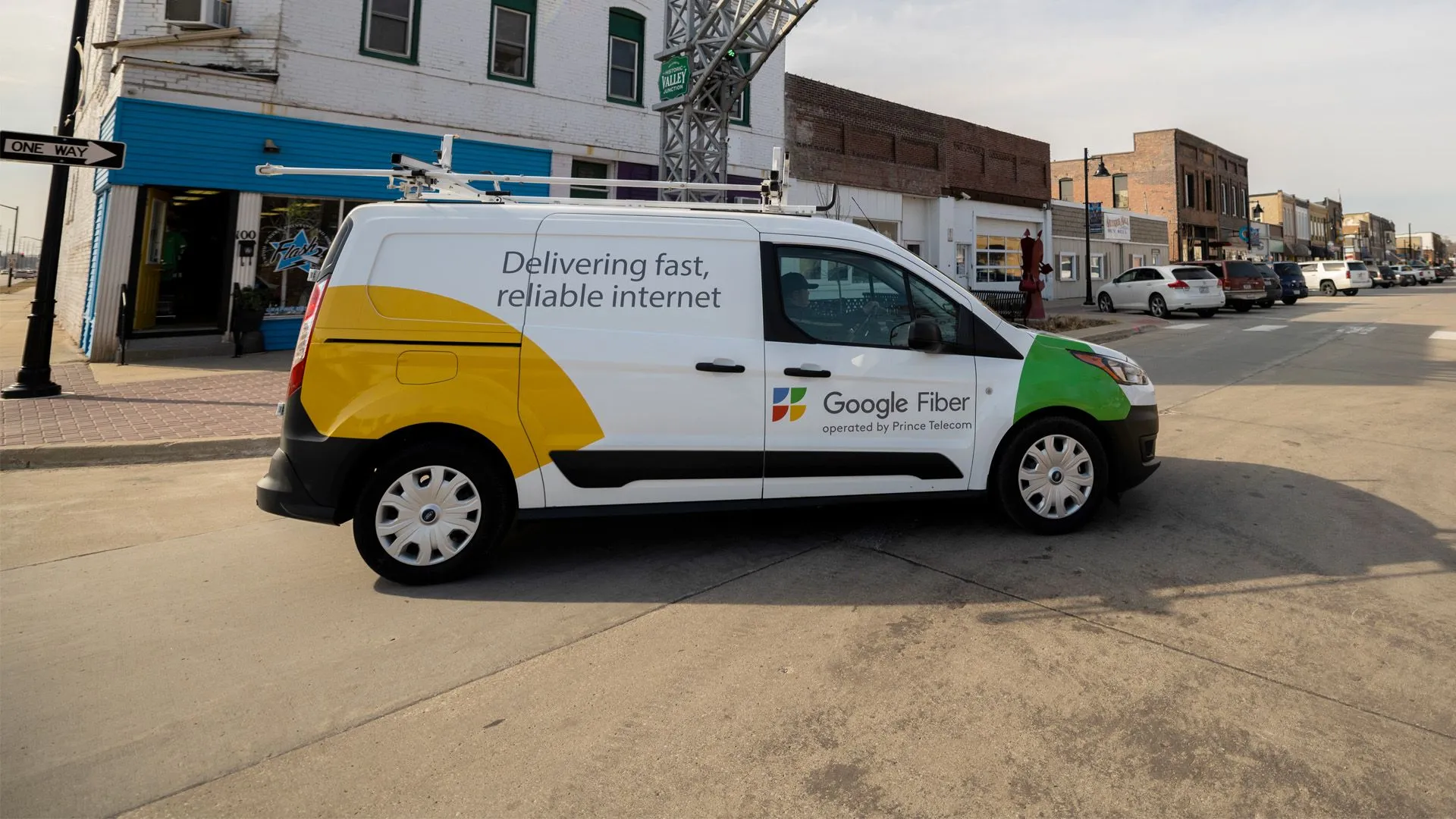 Logo Google Fiber trên nền xanh