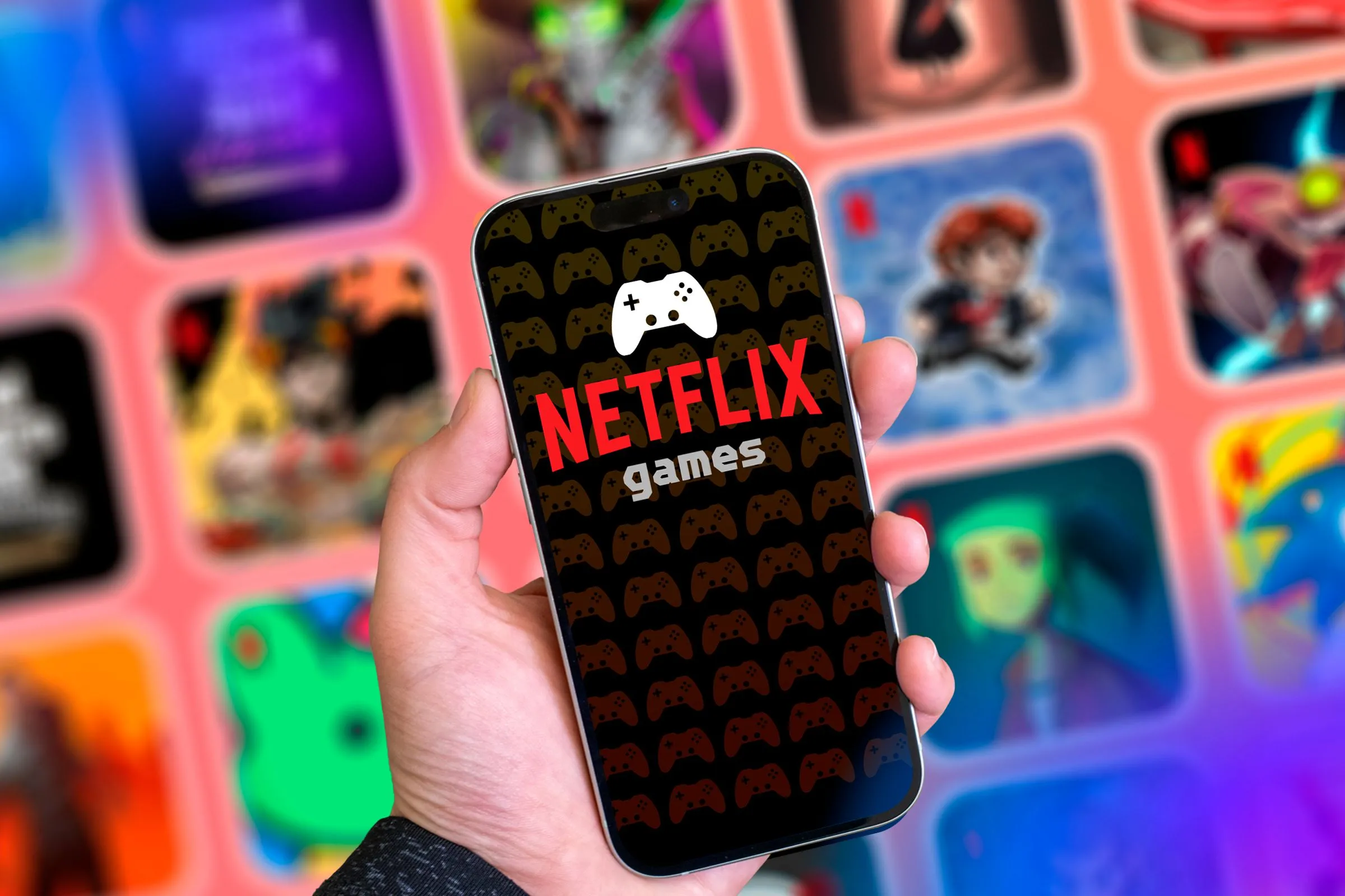 Màn hình điện thoại hiển thị nhãn 'Netflix Games' với hình ảnh các trò chơi phía sau, giới thiệu thư viện game tích hợp trong gói đăng ký Netflix.
