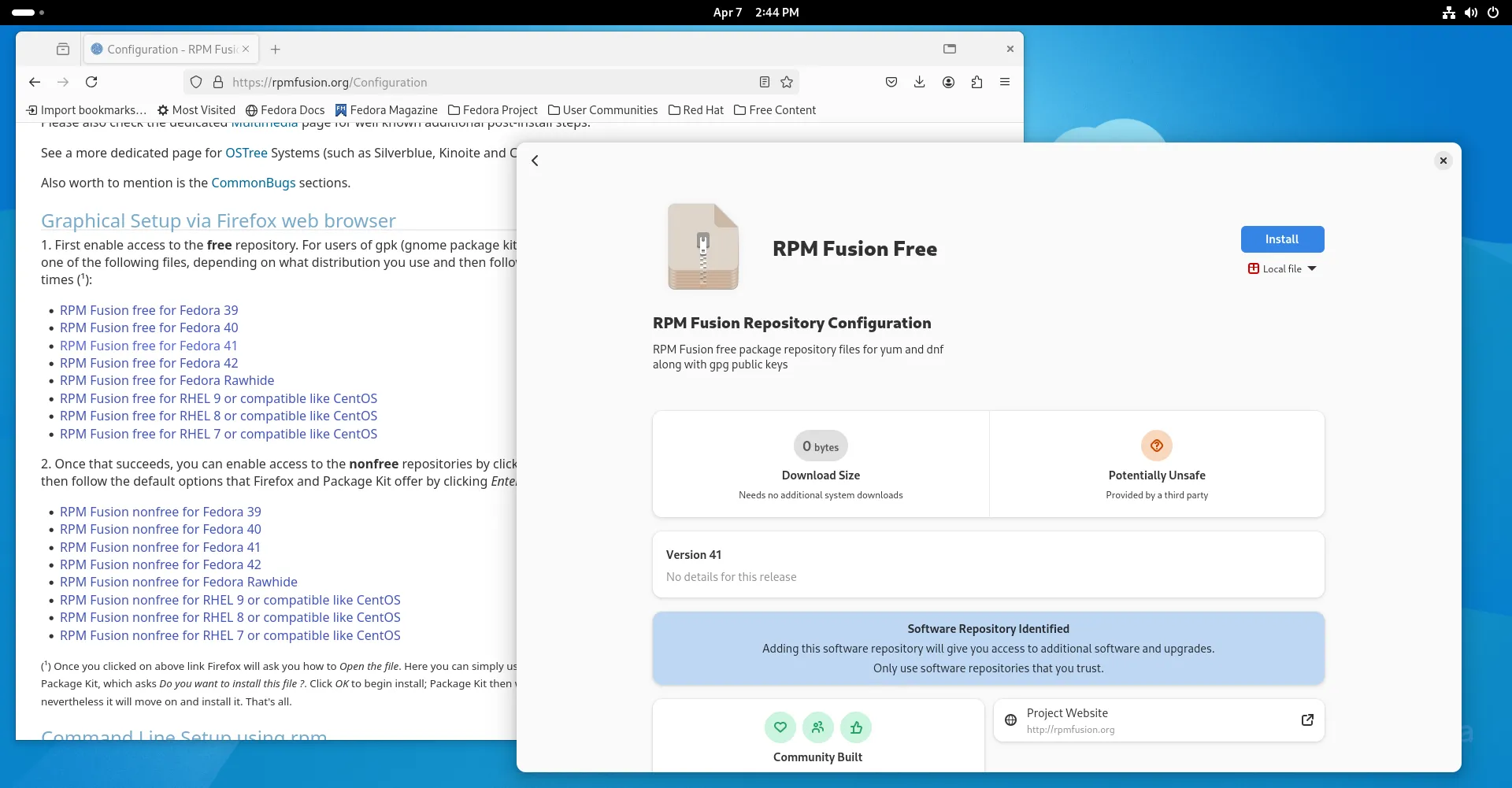 Màn hình máy tính Fedora hiển thị quá trình cài đặt RPM Fusion thông qua trình duyệt Firefox.