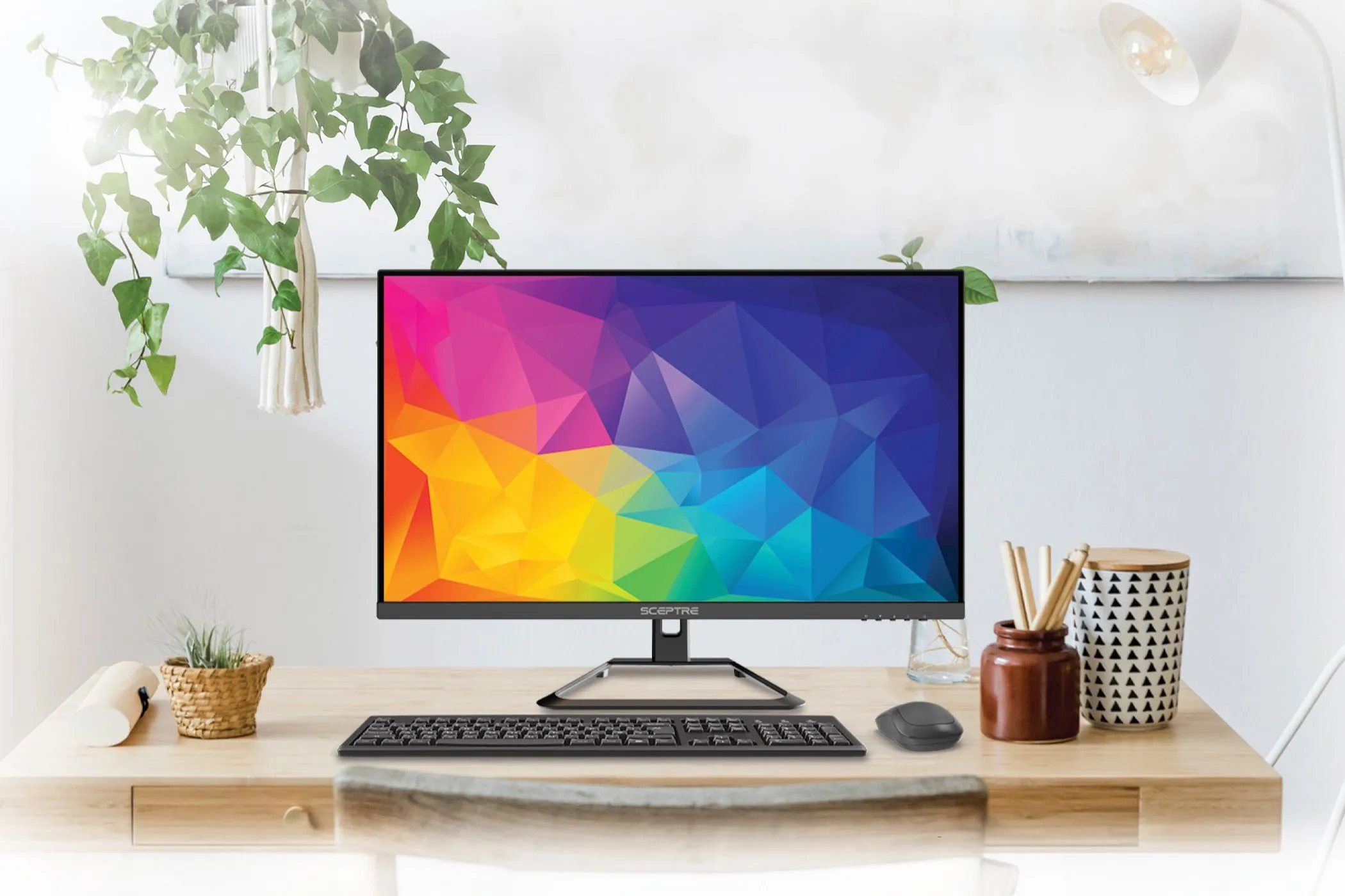 Màn hình Sceptre U275W-UPT trên bàn làm việc, minh họa cho lựa chọn màn hình 4K giá rẻ nhưng vẫn chất lượng.