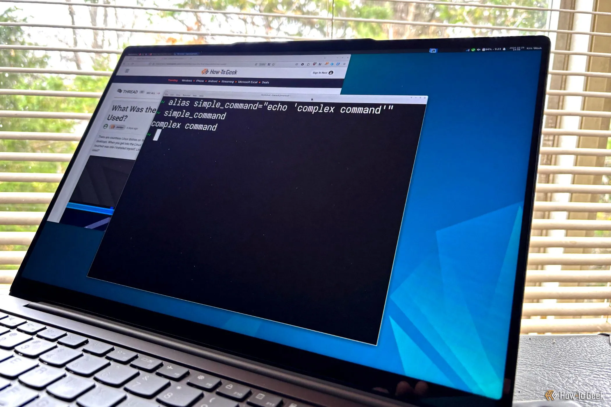 Màn hình terminal Linux minh họa việc sử dụng alias &quot;windows&quot; để khởi chạy máy ảo Windows 10, tối ưu hóa tốc độ truy cập với Quickemu