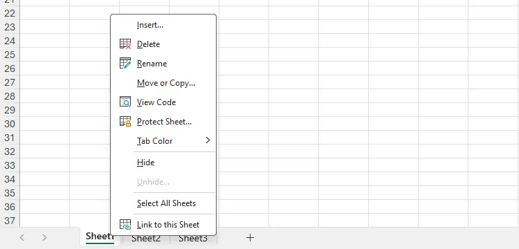 Menu chuột phải khi click vào tab sheet trong Excel, hiển thị tùy chọn &quot;Rename&quot; cùng các thao tác khác