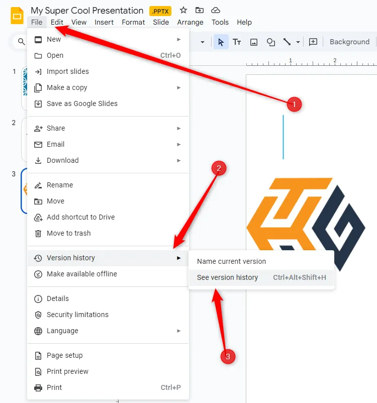 Menu Tệp hiển thị tùy chọn Lịch sử phiên bản trong Google Slides