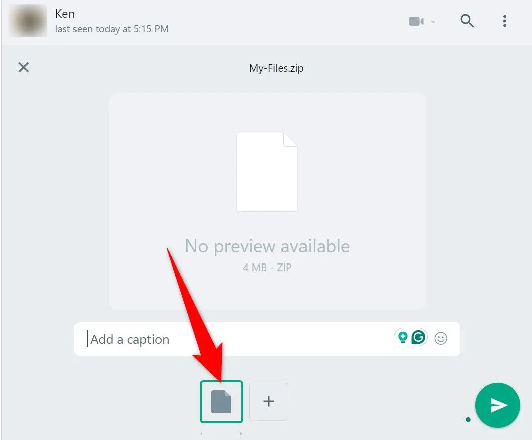 Một file tài liệu lớn đã được tải lên và hiển thị trong khung chat WhatsApp.