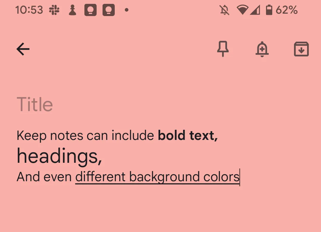 Một ghi chú trong Google Keep với nền màu hồng, văn bản in đậm và các định dạng cơ bản khác, thể hiện khả năng tùy chỉnh phong phú.