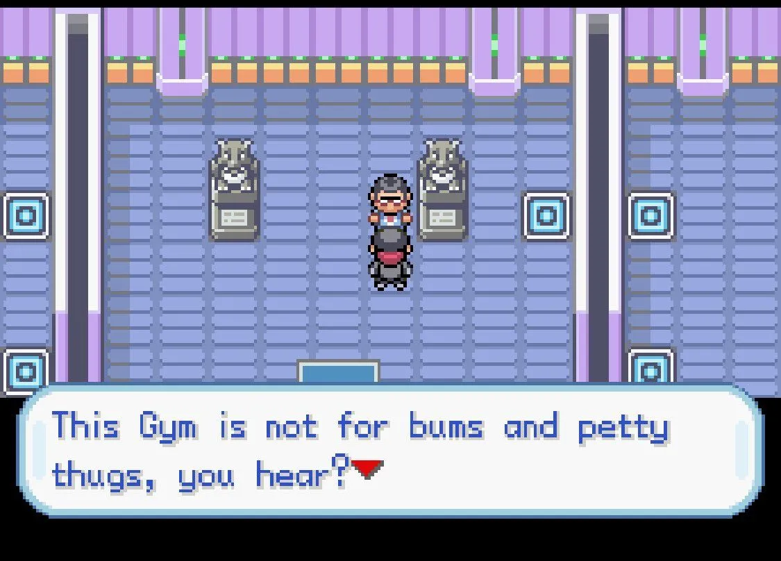Người chơi trong vai thành viên Team Rocket cố gắng vào nhà thi đấu Gym trong Pokémon FireRed Rocket Edition.