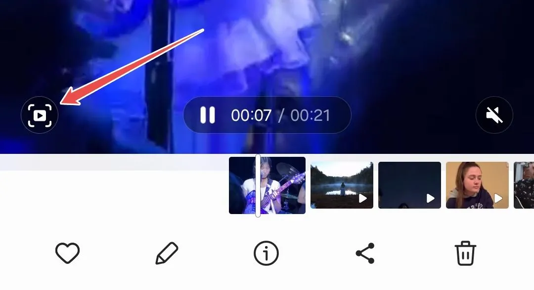 Nút cắt nhanh xuất hiện khi phát video trong ứng dụng Thư viện Samsung